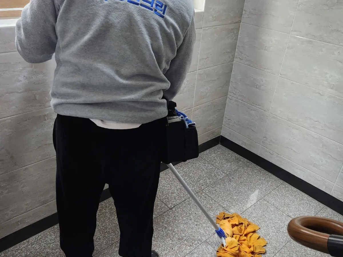 완주군 경천면 가정 복도·대기 동선 야간 위생청소 사례 - 행진크린